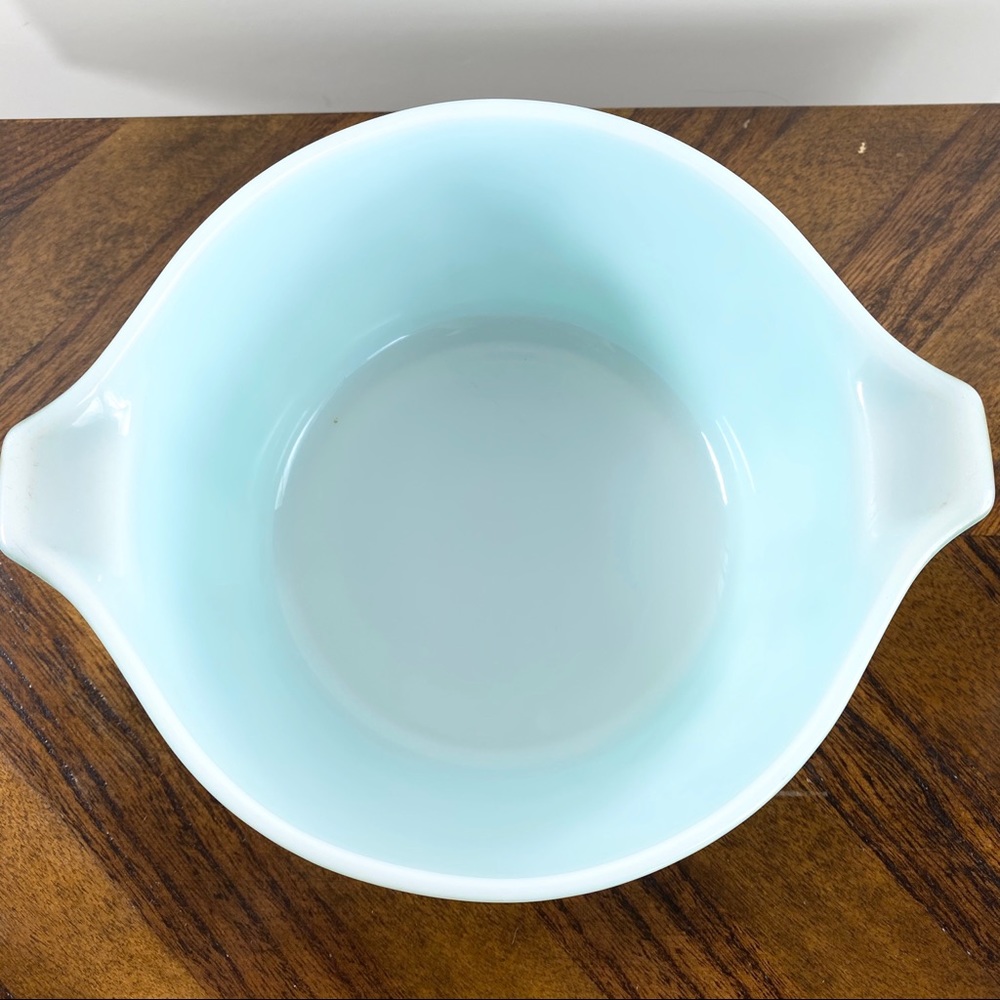 ❗️SOLD❗️ Pyrex Amish Butterprint Casserole Dish - Picture 5 of 8